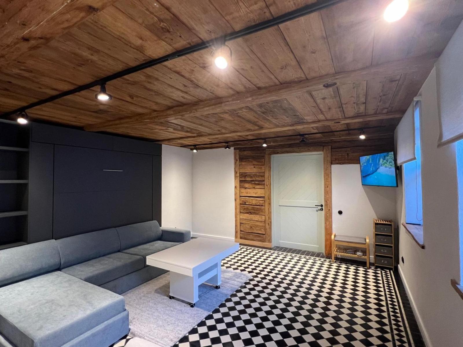Raina Ielas Apartamenti R5 Kuldīga Екстериор снимка